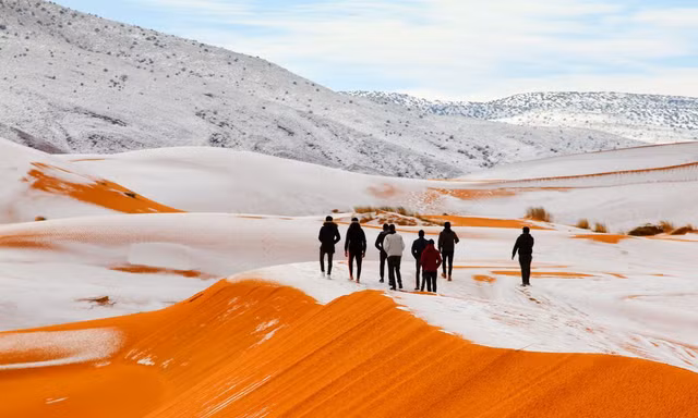 Mỹ ‘đóng băng’, Úc nóng kinh hoàng, sa mạc Sahara có tuyết
