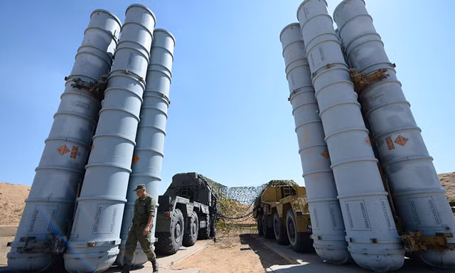Hệ thống S-300. Ảnh: Sputnik