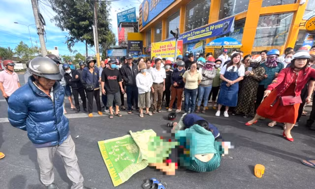 Nam sinh lớp 6 ở Pleiku bị xe tải tông tử vong trên đường về nhà