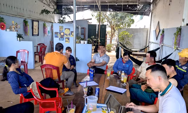 Công an vào cuộc vụ đóng bảo hiểm bằng cà phê ở Gia Lai