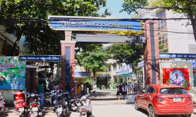 Vì sao TP.Pleiku chưa xử lý dứt điểm vụ phụ huynh phản đối giáo viên âm nhạc?