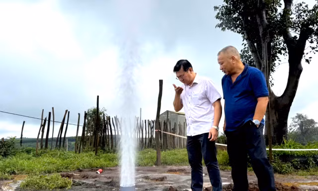 Nhận định ban đầu về hiện tượng giếng khoan tự phun ở Gia Lai