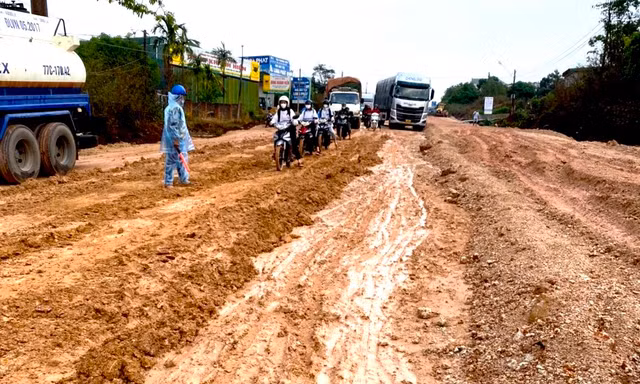 Tồn tại ở dự án quốc lộ 19: ‘Nhắc’ cũng như không?