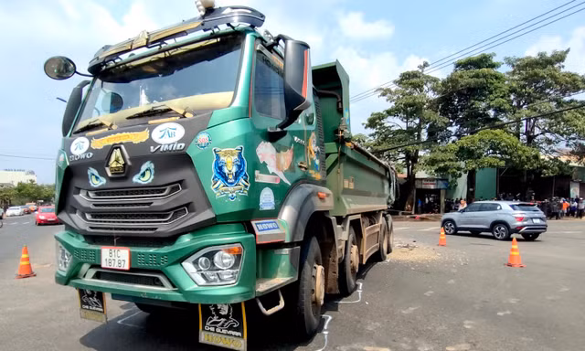 Vụ tai nạn khiến 10 người thương vong ở Gia Lai: Tạm giữ tài xế xe tải