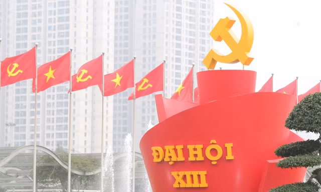 Dân chủ trong Đảng ngày càng được coi trọng, phát huy (các đại biểu dự Đại hội Đảng toàn quốc lần thứ XIII). Ảnh: Như Ý