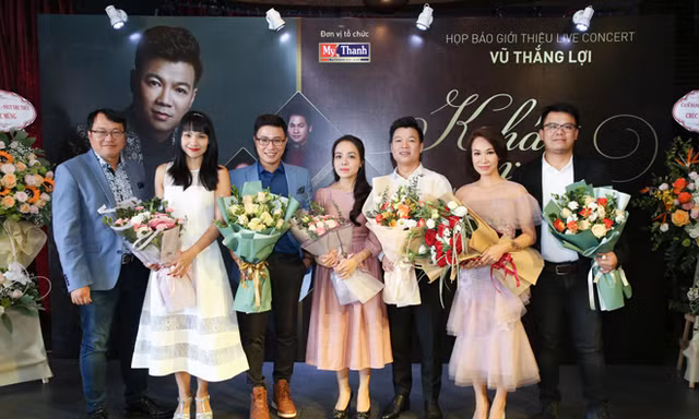 Ê-kip In the Spotlight tiếp tục sát cánh cùng Vũ Thắng Lợi trong dự án Khát vọng Ảnh: NVCC 