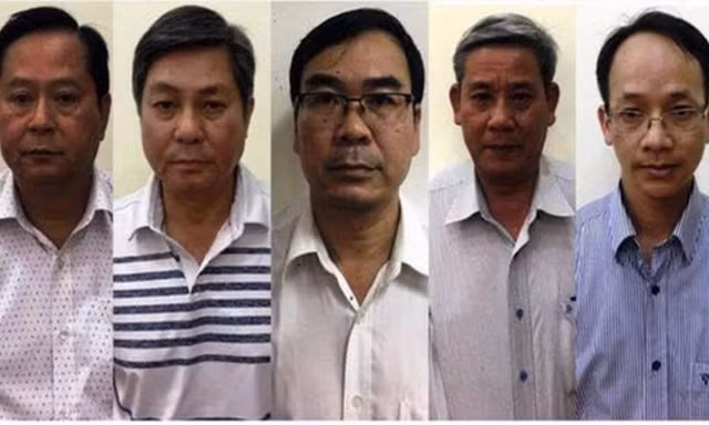 (Từ trái sang) Các bị cáo Nguyễn Hữu Tín, Đào Anh Kiệt, Lê Văn Thanh, Nguyễn Thanh Chương, Trương Văn Út sẽ hầu tòa hôm nay Ảnh: CA