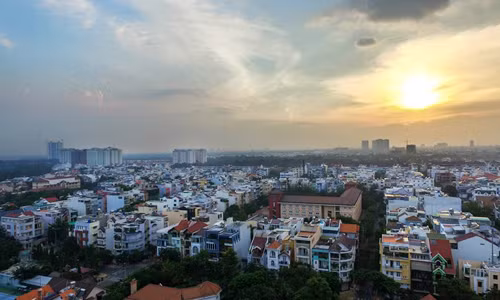 Nghịch lý lãi trước lỗ sau giữa ma trận sốt đất Sài Gòn