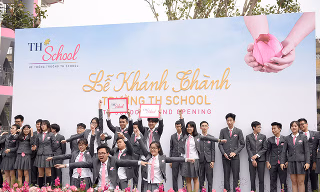 Trường TH School vừa mới thành lập nhưng mức học phí của nó chỉ dành cho những gia đình có điều kiện