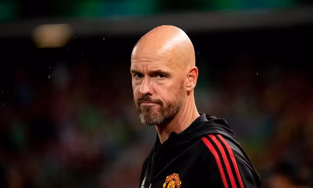HLV Ten Hag đích thân thu xếp mua thủ thành thay thế De Gea