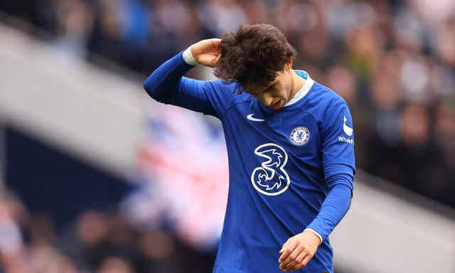 Choáng với sự tệ hại của hàng công đắt giá Chelsea