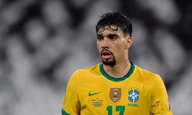 Ngôi sao Brazil dính chấn thương hy hữu, đứt ngón tay vì thả diều