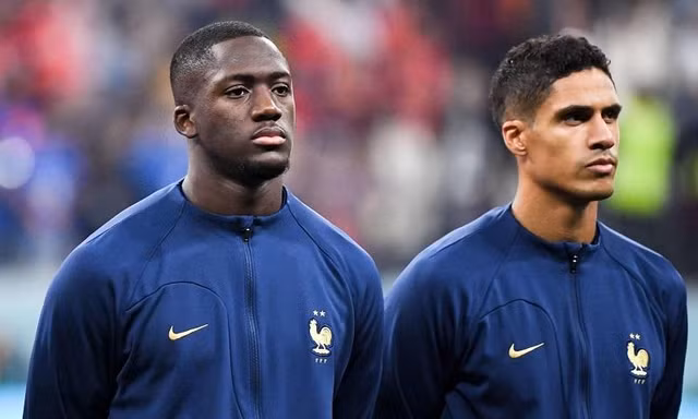 Thêm 2 trung vệ mắc virus lạ, tuyển Pháp méo mặt trước chung kết World Cup 2022
