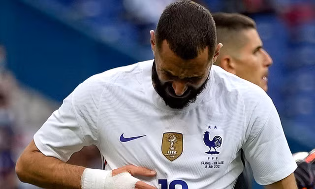Benzema chấn thương, đội tuyển Pháp lo ngay ngáy