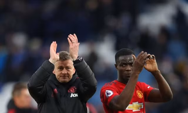 HLV Solskjaer đã thuyết phục Bailly ở lại