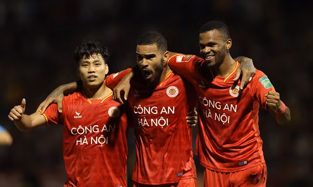 Nhận định CAHN vs Thanh Hóa, 17h00 ngày 27/8: Chức vô địch lịch sử