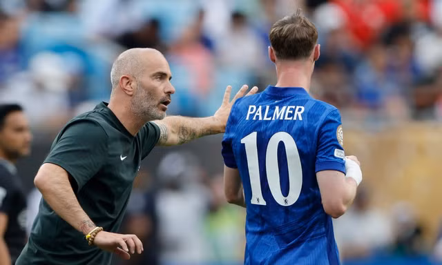 HLV Enzo Maresca nổi điên sau trận đấu kéo dài 5 tiếng của Chelsea