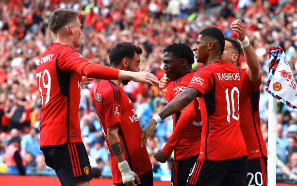 Thắng sốc Man City, MU đoạt FA Cup và vé dự cúp châu Âu