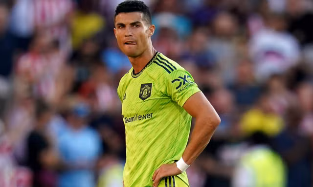 CLB Pháp tức giận vì bị đồn đoán với Ronaldo