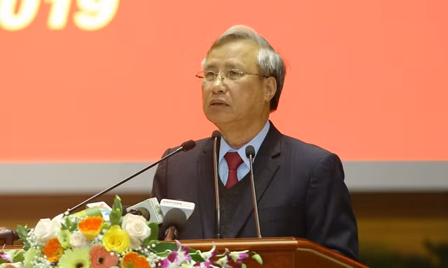 Thường trực Ban Bí thư Trần Quốc Vượng