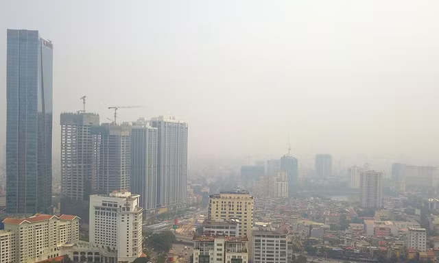 Ô nhiễm không khí ở mức cao, người dân thủ đô nói gì?
