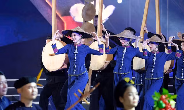 Bảo tồn lễ hội gắn với phát triển du lịch tạo việc làm, tăng thu nhập cho bà con