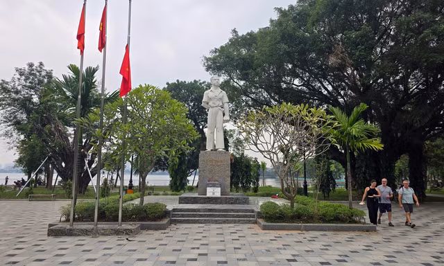 Diện mạo mới của vườn hoa Lý Tự Trọng sau khi được đầu tư 25 tỷ đồng chỉnh trang, cải tạo
