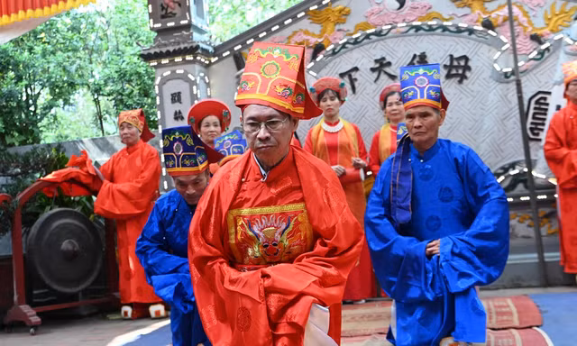Khai mạc lễ hội Đền - Chùa Bà Tấm 