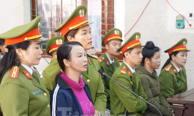 Bị cáo Trần Thị Hiền tại tòa sơ thẩm.