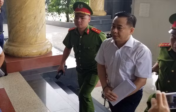Bị cáo Phan Văn Anh Vũ.