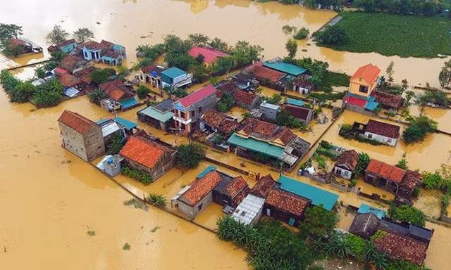 Thống kê sơ bộ, thiên tai đã làm thiệt hại trên 30.000 tỷ đồng từ đầu năm đến nay.