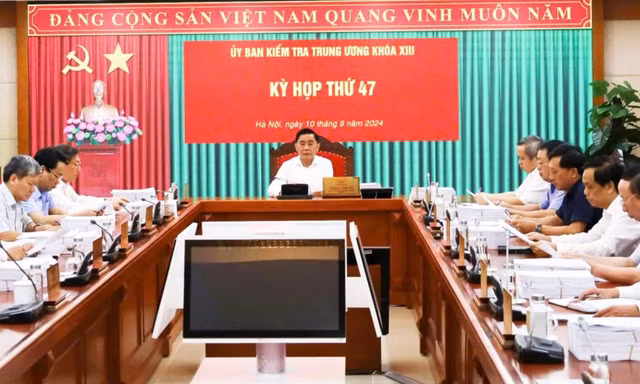 Ủy ban Kiểm tra Trung ương kỷ luật nhiều cán bộ tỉnh Hà Giang, Quảng Ngãi