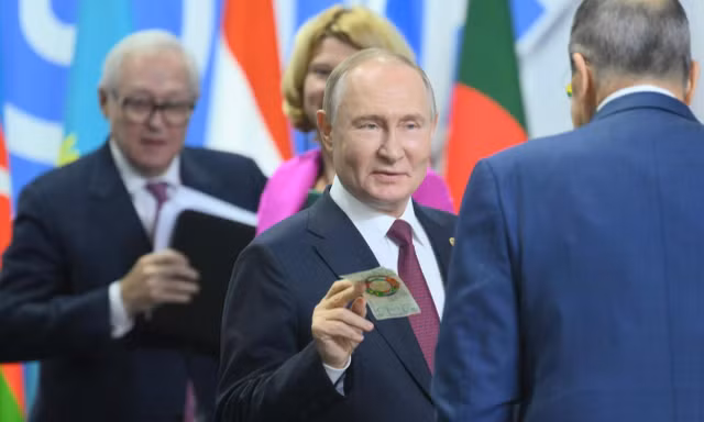 Tổng thống Nga Putin chủ trì tiệc chiêu đãi các nhà lãnh đạo dự hội nghị thượng đỉnh BRICS