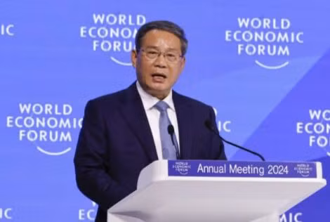 Thủ tướng Trung Quốc Lý Cường phát biểu tại WEF Davos 2024. (Ảnh: CNBC)