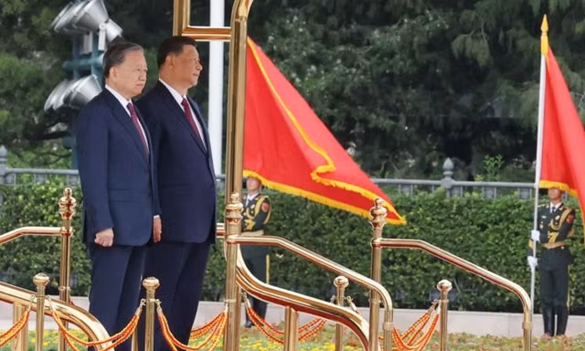 Tổng Bí thư, Chủ tịch nước Tô Lâm và Tổng Bí thư, Chủ tịch Trung Quốc Tập Cận Bình. (Ảnh: TTXVN)