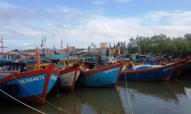 TPHCM cho phép tàu thuyền ra khơi sau bão Tembin