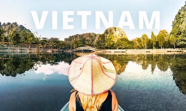 Du lịch mùa cao điểm: "Nhặt sạn" để không dính “bẫy” khiến kỳ nghỉ mất vui