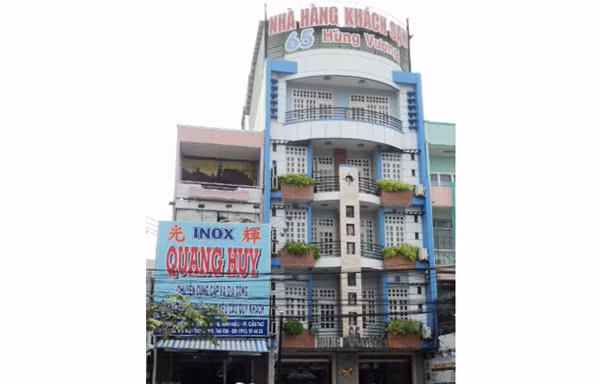 Nhà hàng khách sạn trên nền móng yếu