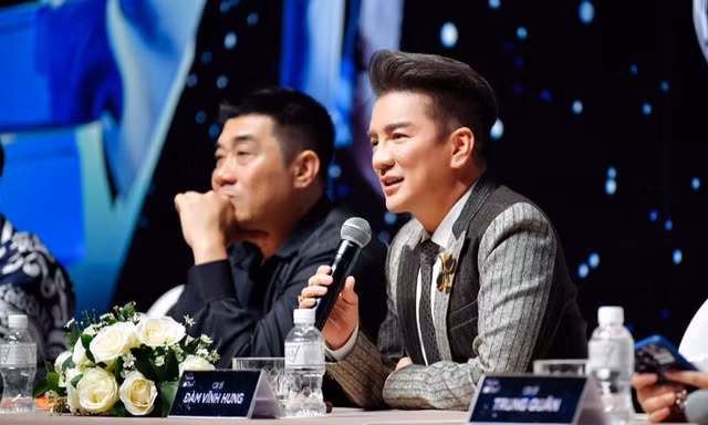 Cách Đàm Vĩnh Hưng thuyết phục Mỹ Tâm, Uyên Linh tham gia liveshow