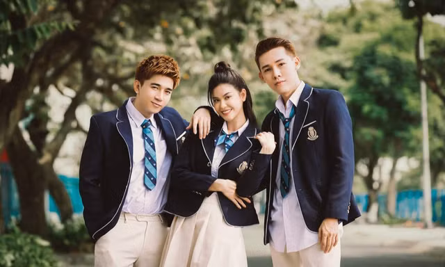 Chi Dân "cảm nắng" Trương Quỳnh Anh, khuyên mọi người đừng nên yêu đơn phương như mình
