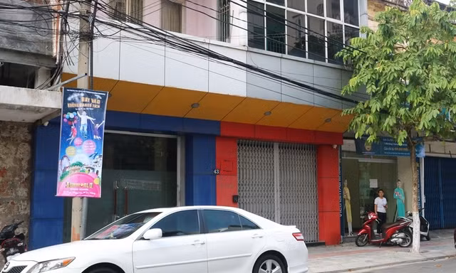 Nhà 43 Nguyễn Thái Học (Đà Nẵng) do gia đình ông Nguyễn Xuân Anh sử dụng. Thực chất đây là hai ngôi nhà riêng biệt mang số 43 và 45.