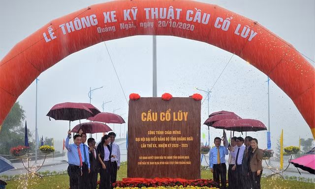 Thông xe kỹ thuật cầu dây văng hiện đại nhất Quảng Ngãi