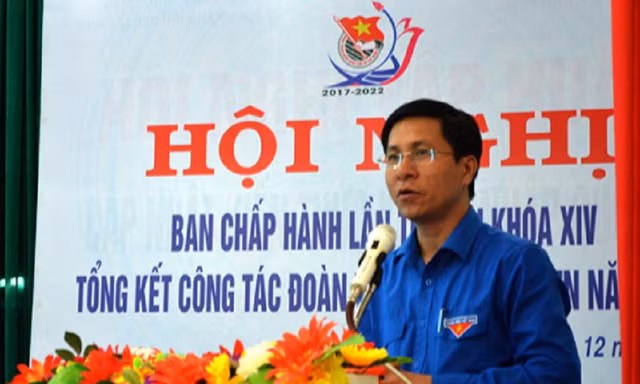 Tân Bí thư Huyện uỷ Trà Bồng Đặng Minh Thảo.