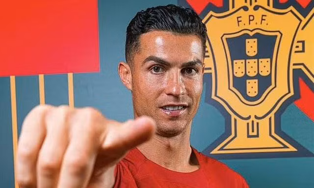 Ronaldo khẳng định anh hoàn toàn tự tin, không bị tâm lý sau khi bị M.U chấm dứt hợp đồng.