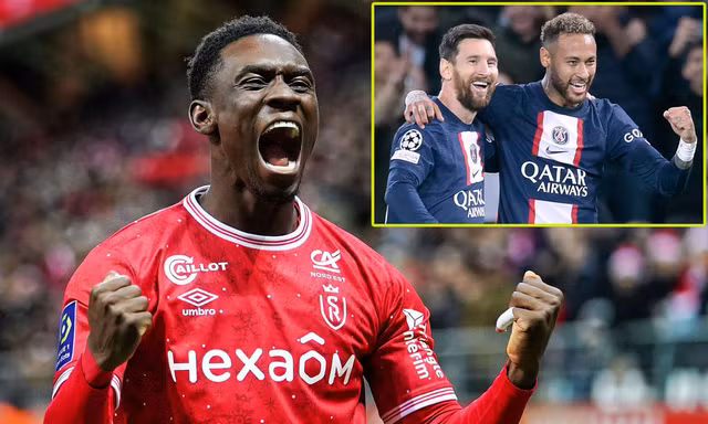 Messi, Neymar bị 'người thừa' của Arsenal bỏ xa về thành tích ghi bàn