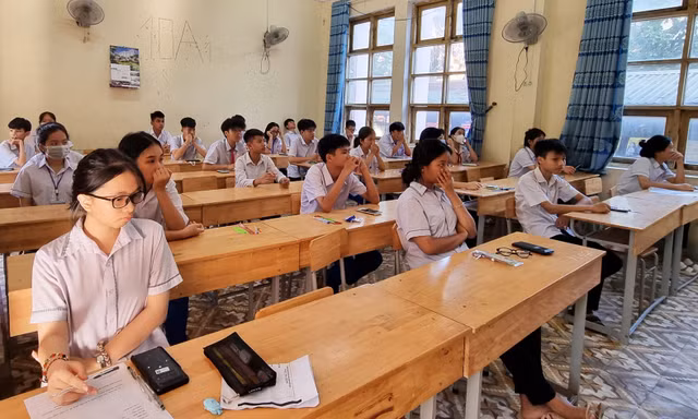 Một tỉnh công bố kết quả thi lớp 10 sau đó học sinh mới đăng ký nguyện vọng