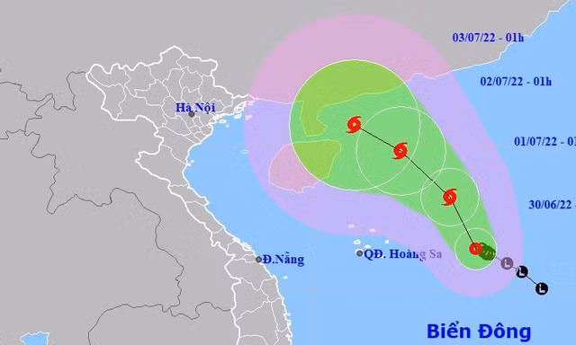 Áp thấp nhiệt đới sắp mạnh lên thành bão, miền Bắc tiếp tục mưa lớn