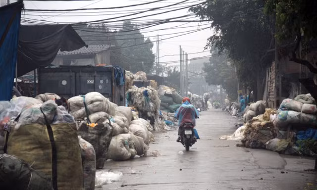 Tìm giải pháp phục hồi môi trường ở điểm nóng ô nhiễm 