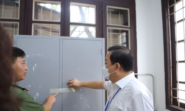 Hà Nội: Yêu cầu bảo vệ đề thi, bài thi khi có mưa lớn, ngập lụt