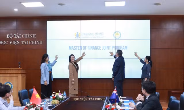 Học viện Tài chính giới thiệu chương trình liên kết quốc tế đào tạo thạc sĩ